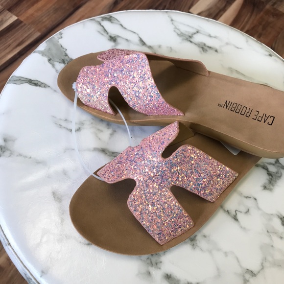 ‼️ Pink Sparkle H Inspired Fashion Sandals - Picture 4 of 6